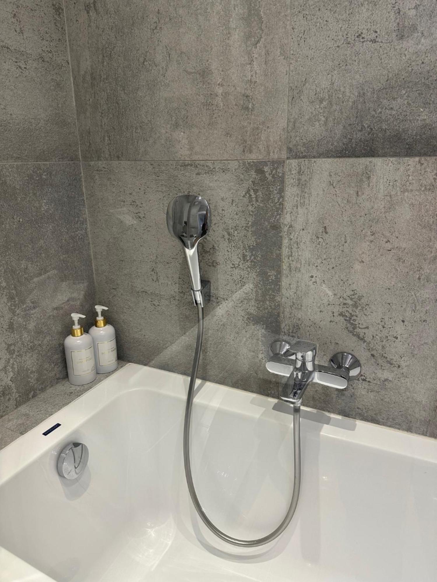 Modern Apartment Near To The Chopin'S Airport Cybernetyki 2A Warszawa Zewnętrze zdjęcie