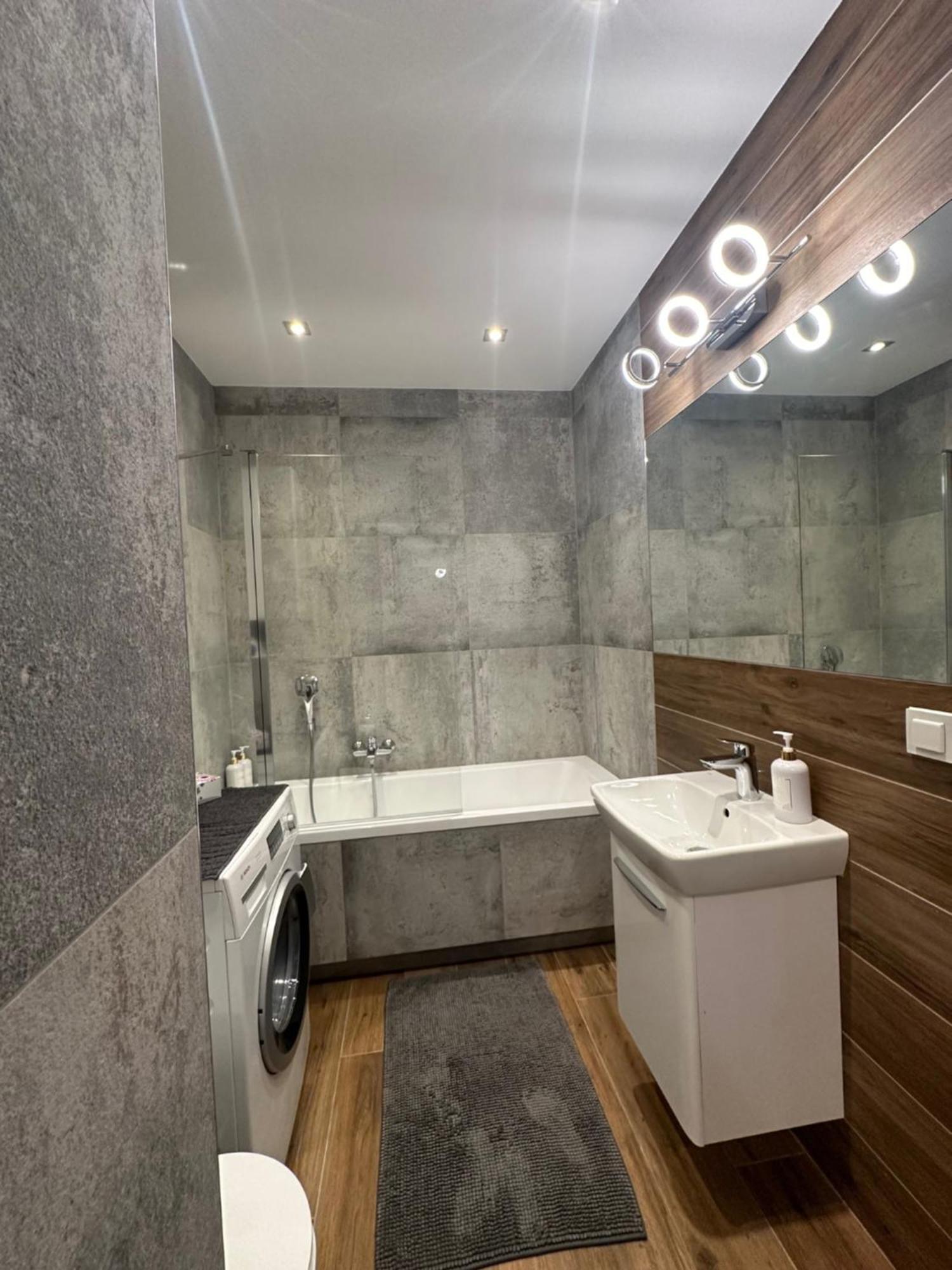Modern Apartment Near To The Chopin'S Airport Cybernetyki 2A Warszawa Zewnętrze zdjęcie